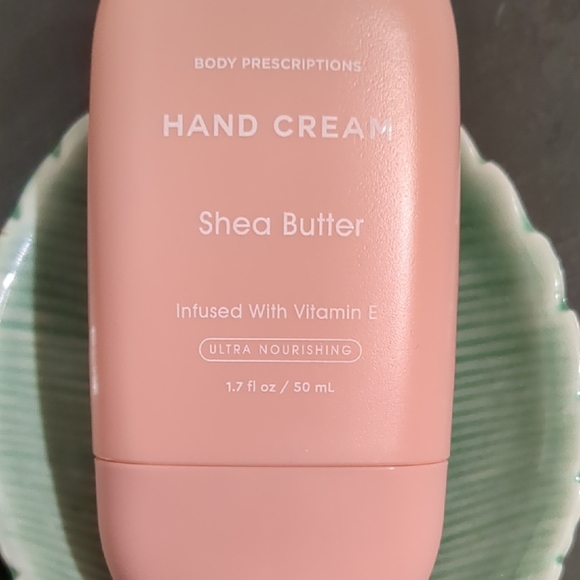 Hand Cream - Picture 1 of 2